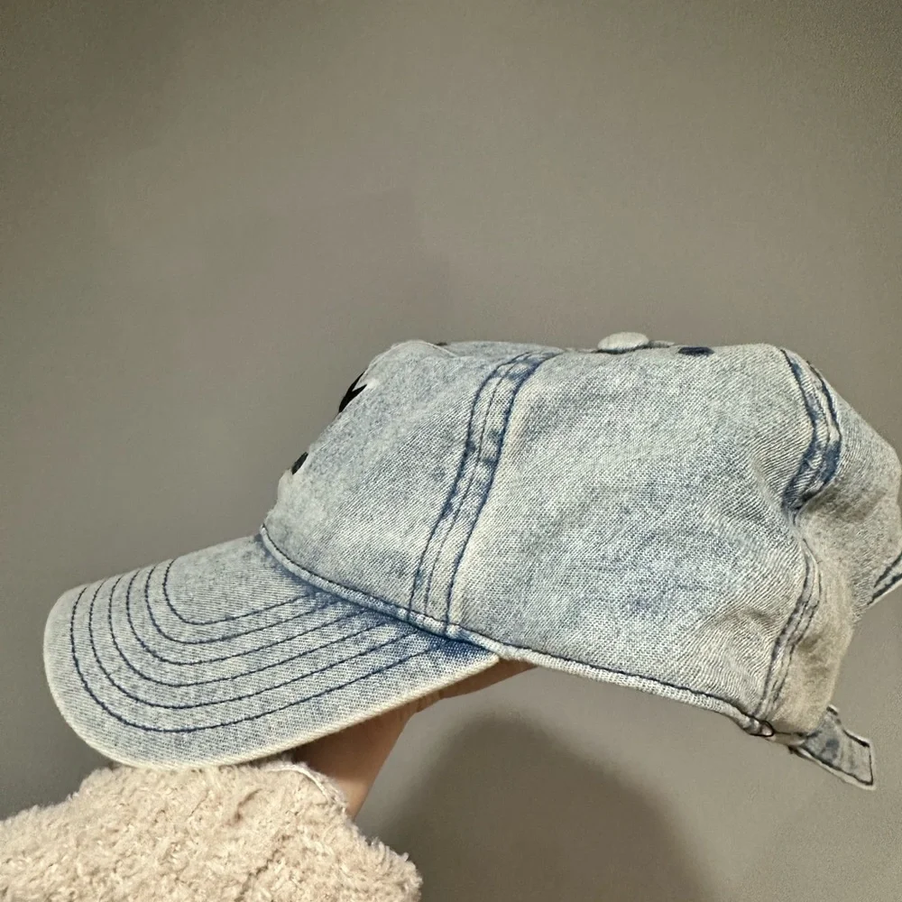 Adidas’s cap - Picture 4 of 4